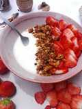 Granola con nueces y tahini