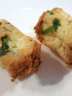 肉鬆蔥花鬆餅捲 的食譜成品照片