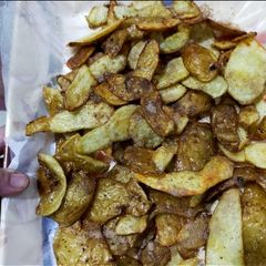A picture of Crispy potato peel.
