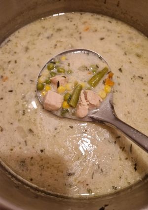 Tárkonyos csirkeragu leves recept fotója