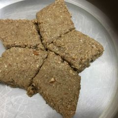 A picture of Almond ginger chikki.
