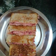 A picture of Curd Mayo sandwich.