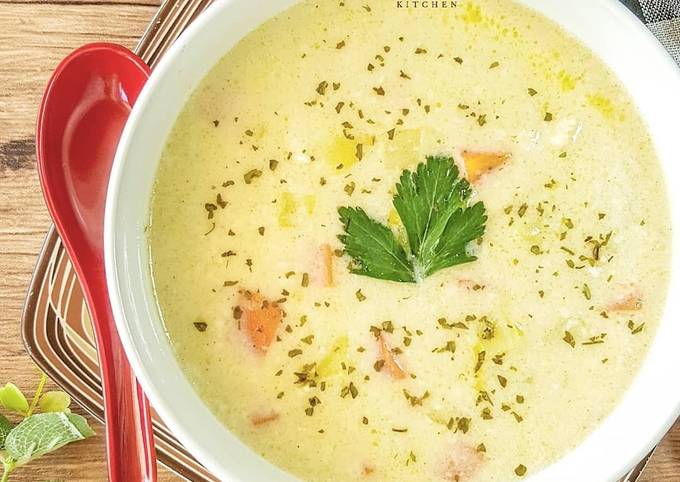 Resep Soup Cream Ayam Kentang Anti Gagal