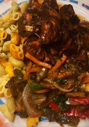 Una foto de Pollo con verduras teriyaki! Fácil!!1, 2, 3