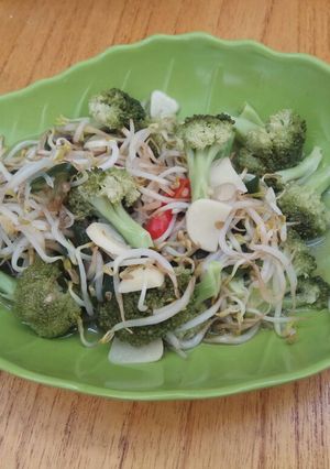 Foto resep Ca brokoli with toge