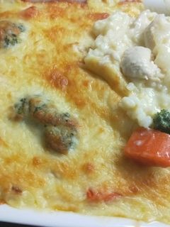白醬焗烤雞肉飯 的食譜成品照片