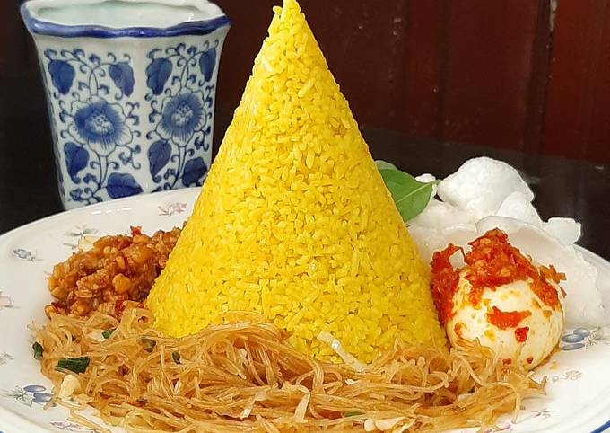 Resep Tumpeng Mini Oleh Betty G Y Cookpad