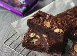 Foto resep Cadburry Almond Fudge Brownies
