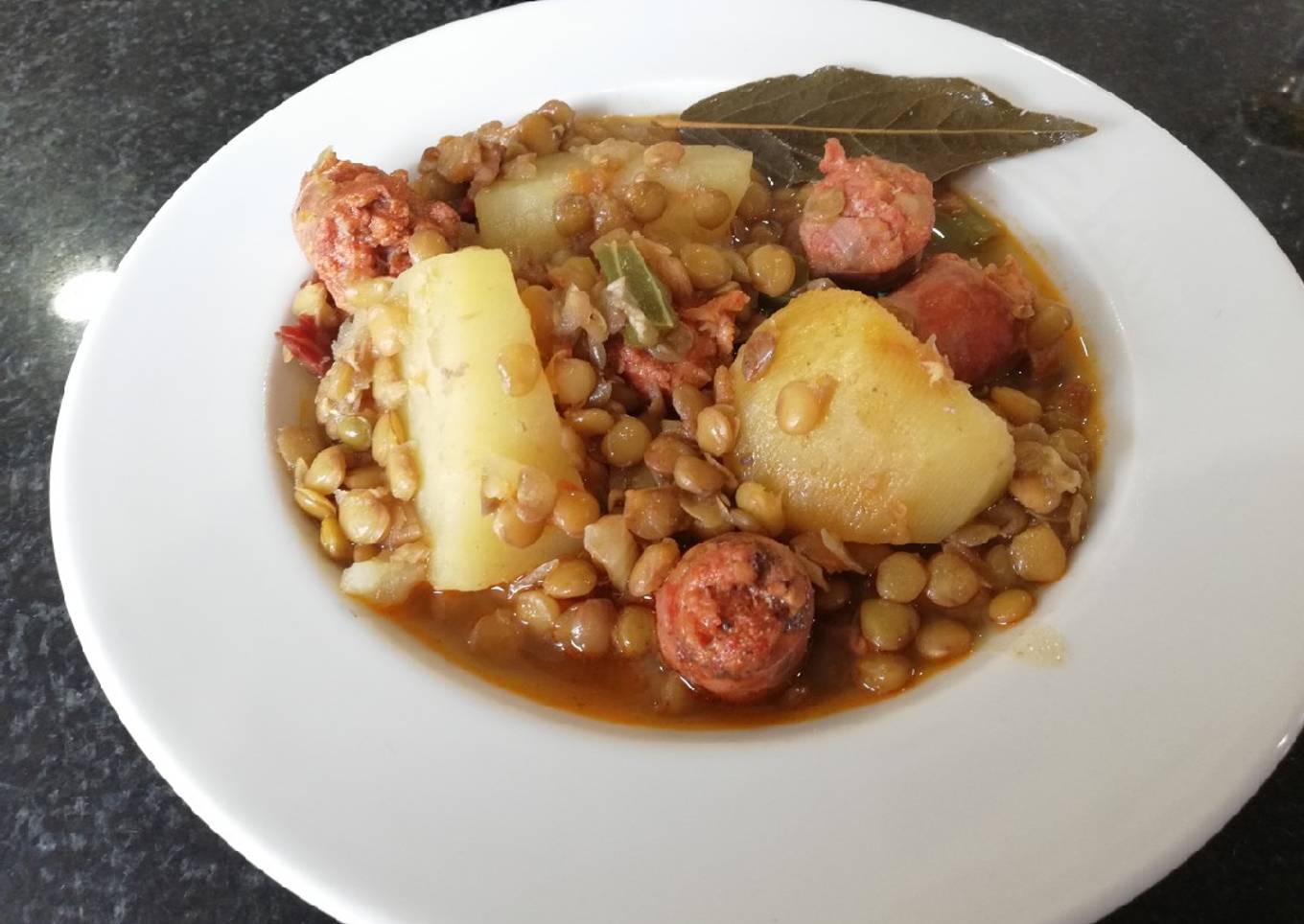 Lentejas con chorizo y patatas