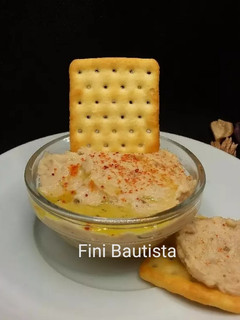 Una foto de Paté de berenjena y atún