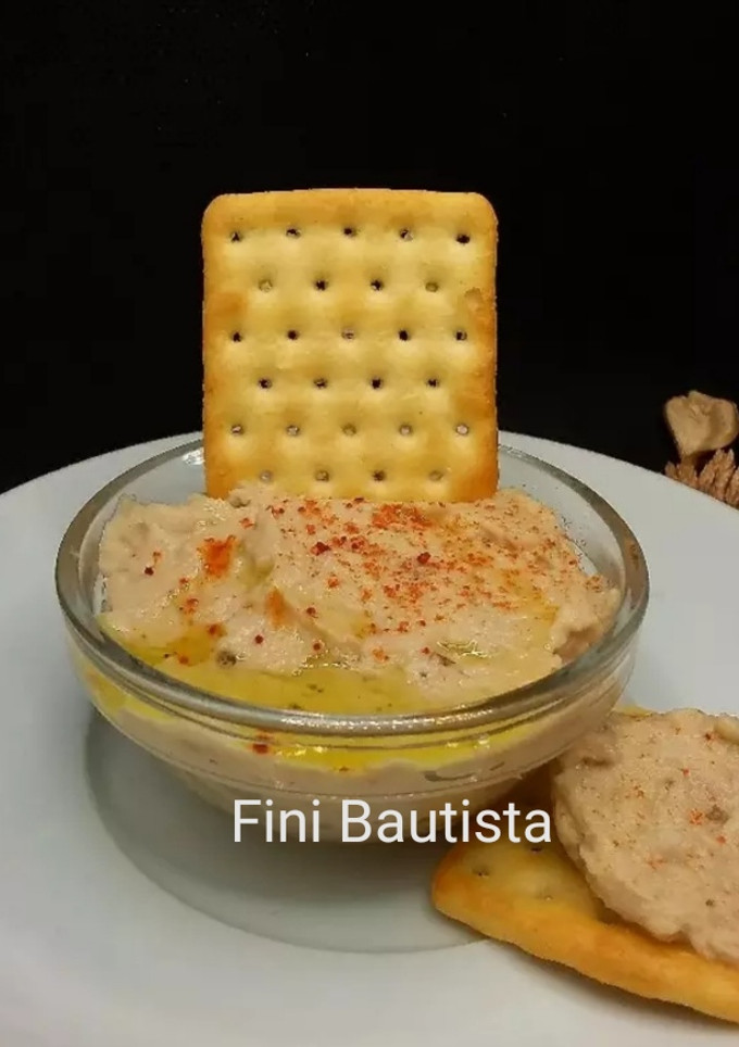 Una foto de Paté de berenjena y atún