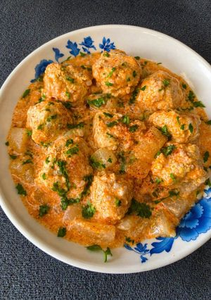 Fibriyás Krémes karalábés csirkegombóc egytál keto GM recept fotója