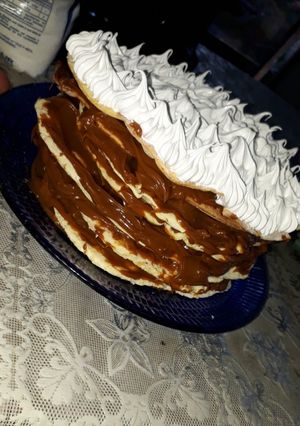 Una foto de Torta rogel súper fácil