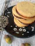 Biscotti sablé con ganache al cioccolato fondente