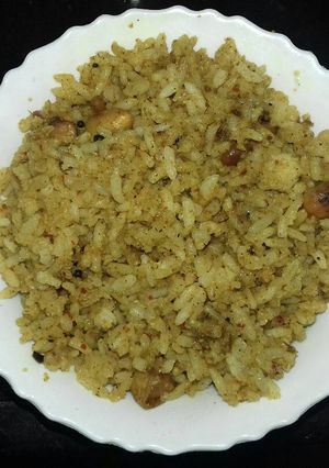 A picture of Puliyogare / Puliyoadharai.