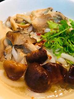 Hình của món Bánh canh nấm.