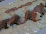 Solomillo de cerdo con salsa de queso