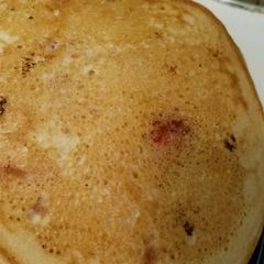 A picture of Quick Strawberry Pancakes.