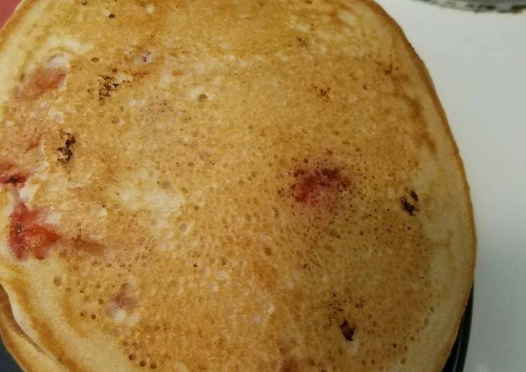 Easiest Way to Make Appetizing Quick Strawberry Pancakes