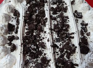 Una foto de Torta galleta oreo rápida ❤