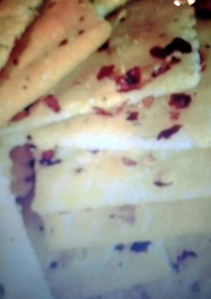 A picture of spicy fancy crackers.