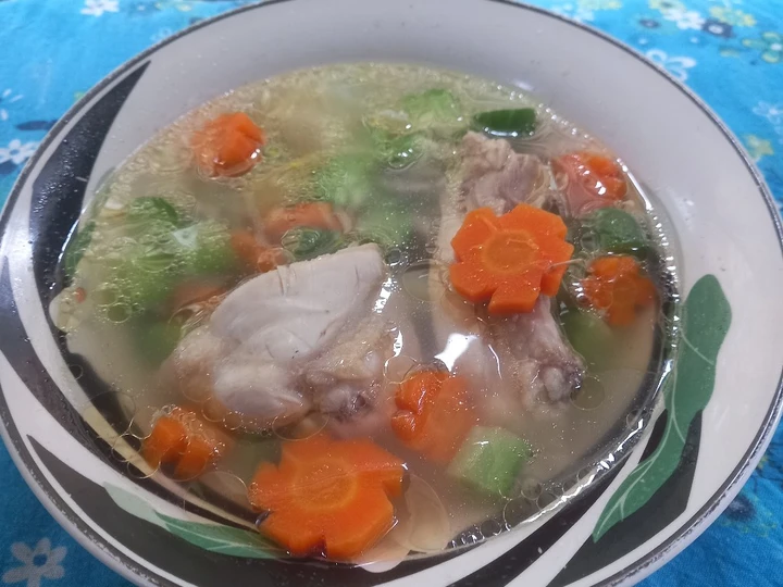 Cara Gampang Membuat Resep Sup Ayam Wortel Labu simpel yang Uenak Anti Ribet, Menggugah Selera