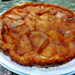 Una foto de Tarta Tatin (tarta de manzana) Con Toque de Canela