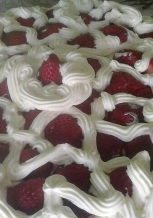 Una foto de Torta de frutillas
