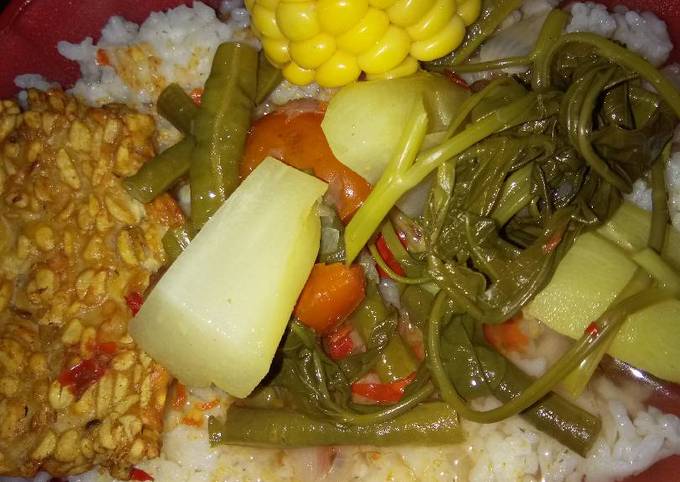 Sayur asem sambal terasi