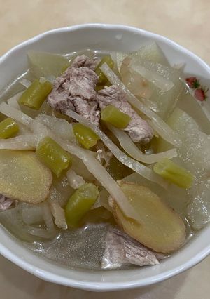 冬瓜榨菜絲肉片湯（電鍋料理） 的食譜成品照片