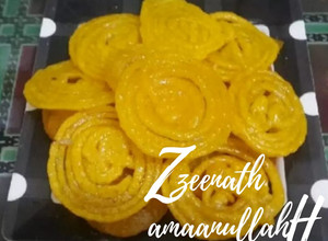 A picture of Instant Jalebis (without fermentation).