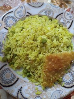 عکسی از دستور نخودفرنگی پلو با مرغ ریش ریش