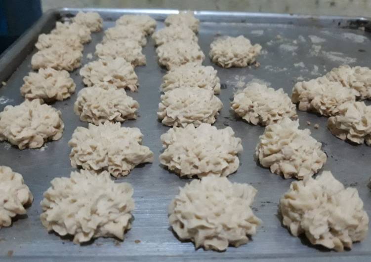 Kue sagu keju