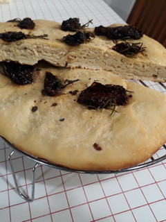 Una foto de Focaccia de masa madre