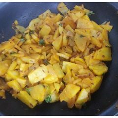 A picture of Batata Bhaji (Batatyachya Kachrya).