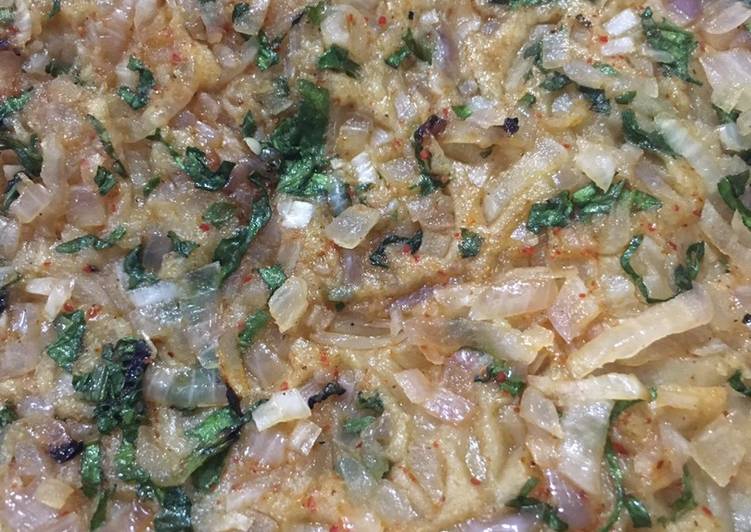 Recipe of Quick Pyaz wali roti
