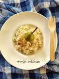 Risotto al blu di capra e pere