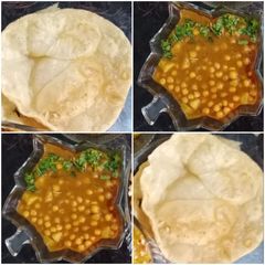 A picture of Puri & chana 😋😋😋.