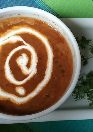 A picture of Daal makhni.