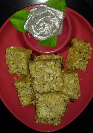 A picture of Jowar Flour Gudpapdi.