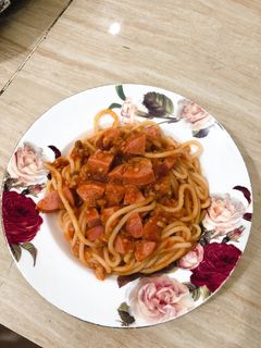 Hình của món Mỳ spaggety xúc xích thịt băm 🤤.
