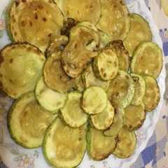 Una foto de Zucchini a la manteca