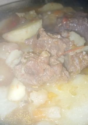 Una foto de Estofado de carne chica