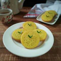 รูปของ Bika Ambon Ekonomis #enakanbikinsendiri