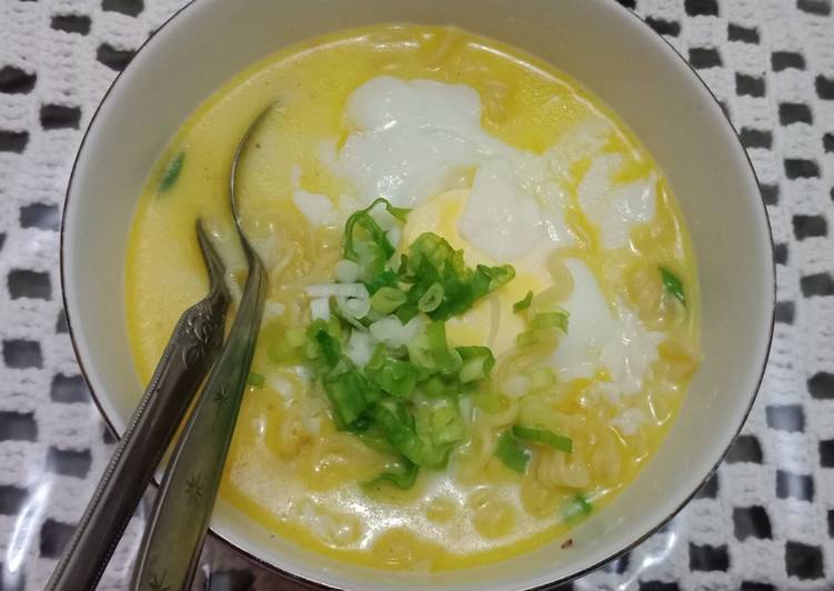 Indomie susu mentega telor