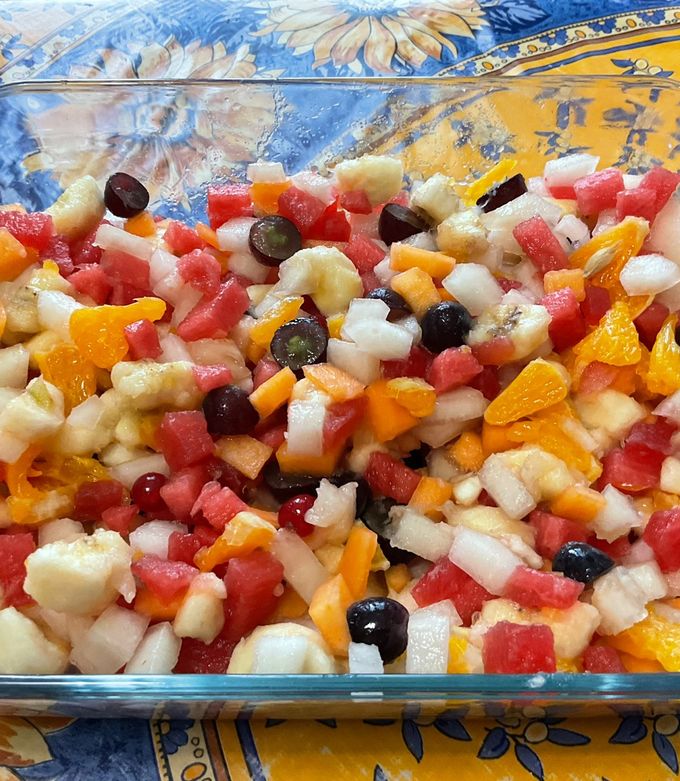 Une photo de Salade de fruits multicolore