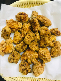 தயிர் சிக்கன் பாப்கார்ன் (Thayir chicken popcorn recipe in tamil) செய்முறை முக்கிய புகைப்படம்