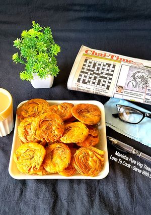 A picture of Moong Dal Methi Masala Lachha Mathri - Tea Time Snacks.