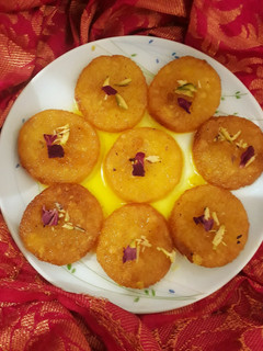 सूजी मालपुआ (suji malpua recipe in Hindi) रेसिपी मुख्य फोटो