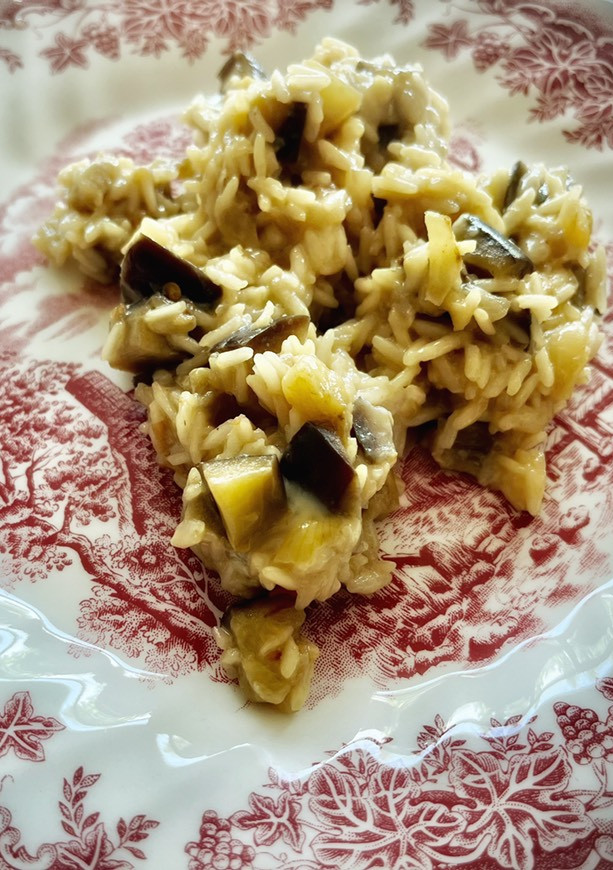 Una foto de Risotto de berenjena